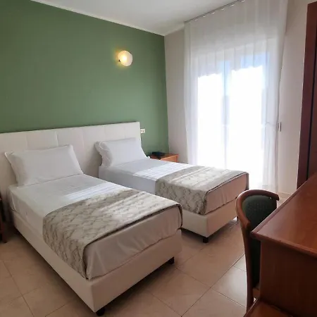 Easy Szálloda 3*