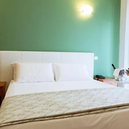 Easy 酒店 圣乔瓦尼·罗通多