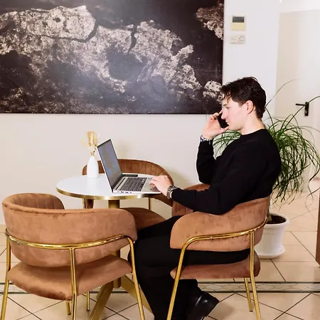 Easy Сан-Джованни-Ротондо