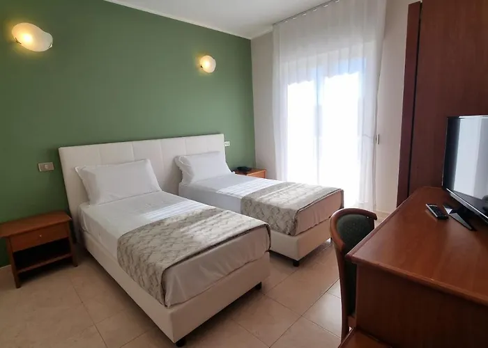 Easy Ξενοδοχείο 3*